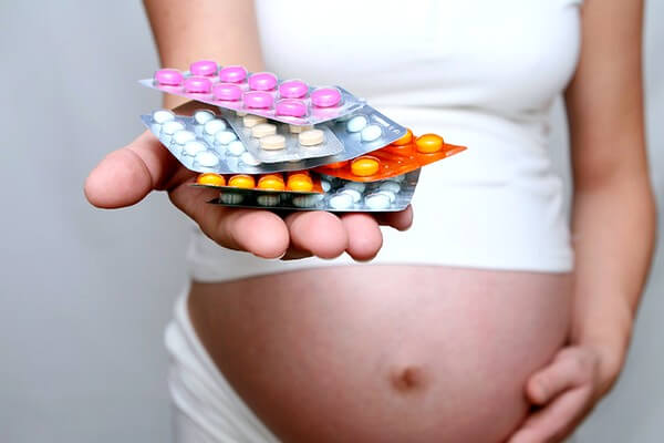 Можно ли Бронхолитин при беременности