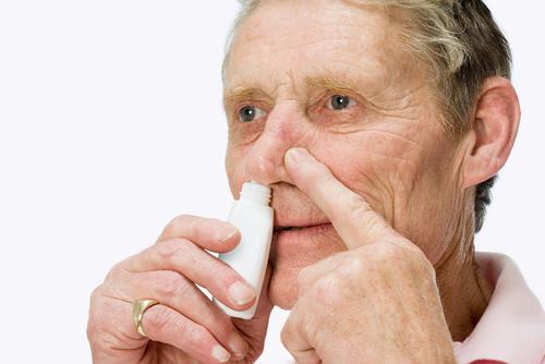 Капли в нос Изофра – современный антибактериальный препарат для борьбы с инфекционным насморком