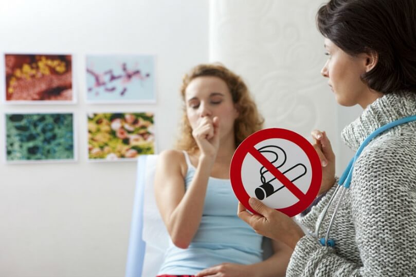 Курение является одной из причин развития астмы